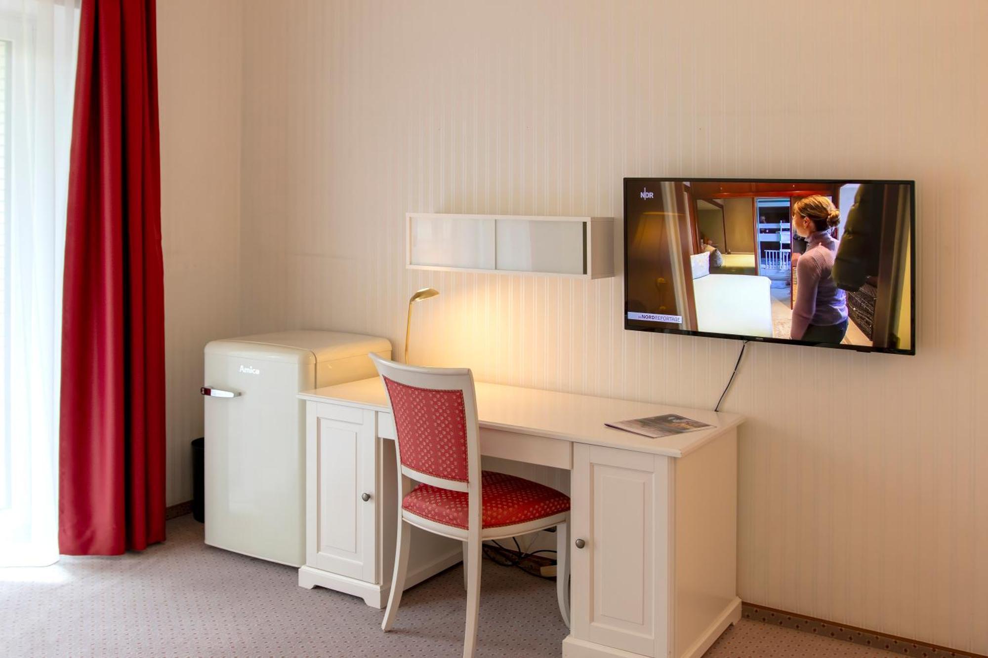 Golf- Und Wellnesshotel Amtsheide Bad Bevensen Extérieur photo