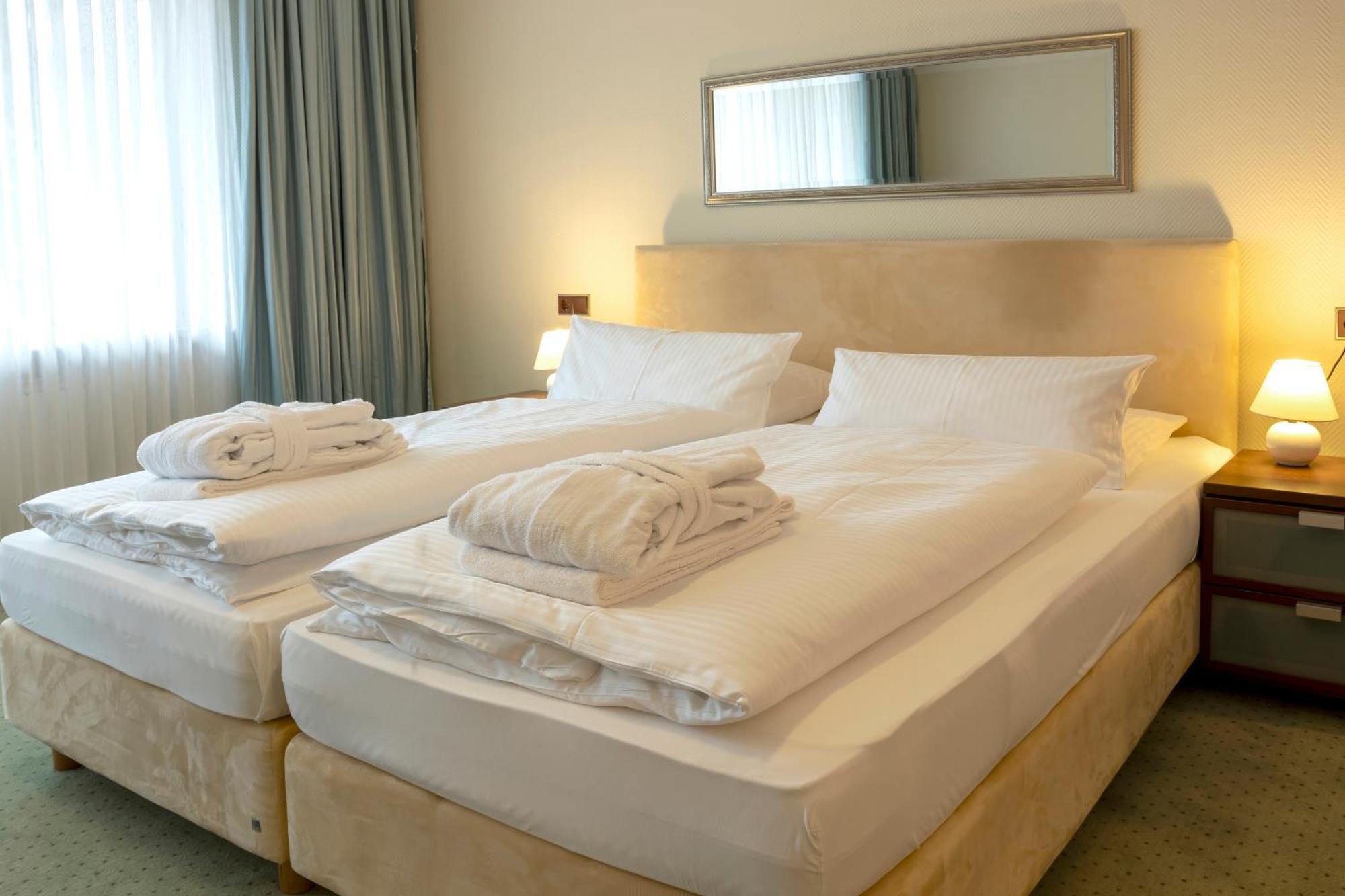 Golf- Und Wellnesshotel Amtsheide Bad Bevensen Extérieur photo